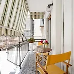 Apartahotel Augustea - Modern