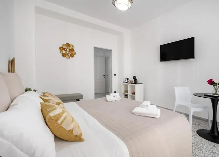 Augustea - Modern 3* Bari