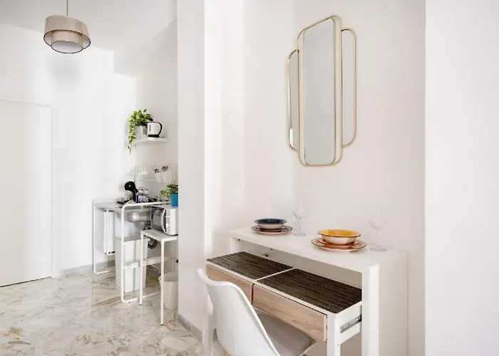 Lejlighedshotel Augustea - Modern Bari