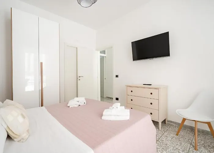 Augustea - Modern Lejlighedshotel Bari