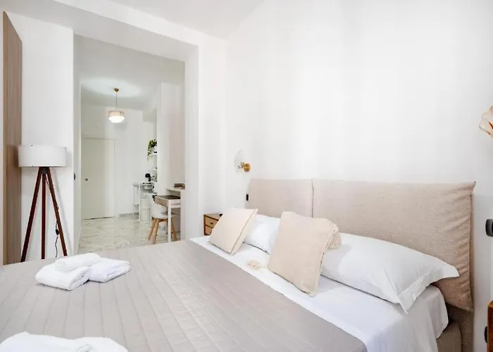 Augustea - Modern 3* Bari