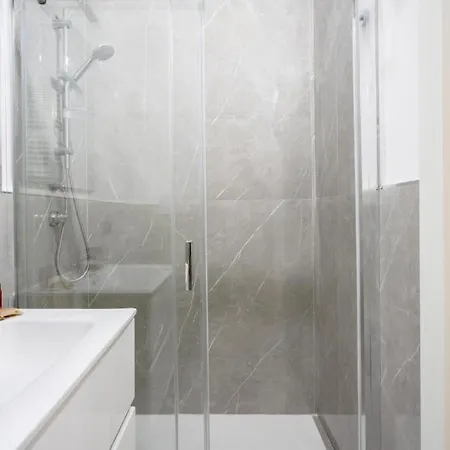 Aparthotel Augustea - Modern Bari