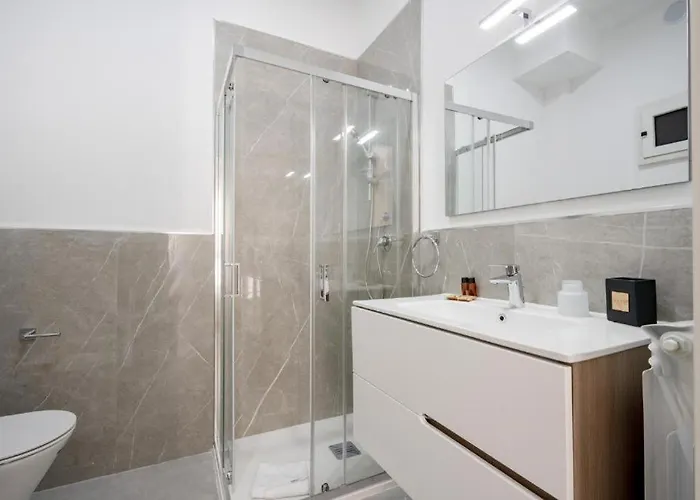 Augustea - Modern 3* باري