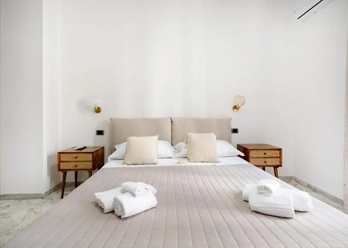 Augustea - Modern 3* باري